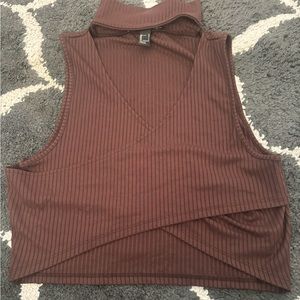 Women’s Knit top sleeve less